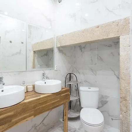 Alfama Tale - 4br Spacy Duplex Riverview By Luehldy * Lisbon