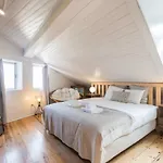 Alfama Tale Four-bedroom W/ River View - By Lu Holidays Apartment *